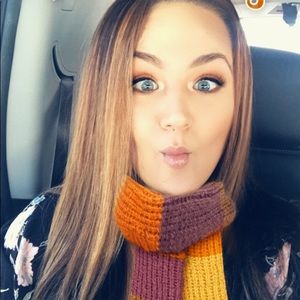 Meet your Posher, Brittany